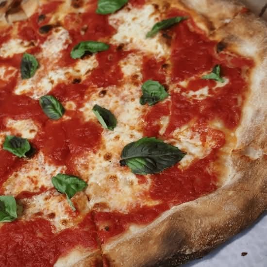 Large Margherita free small