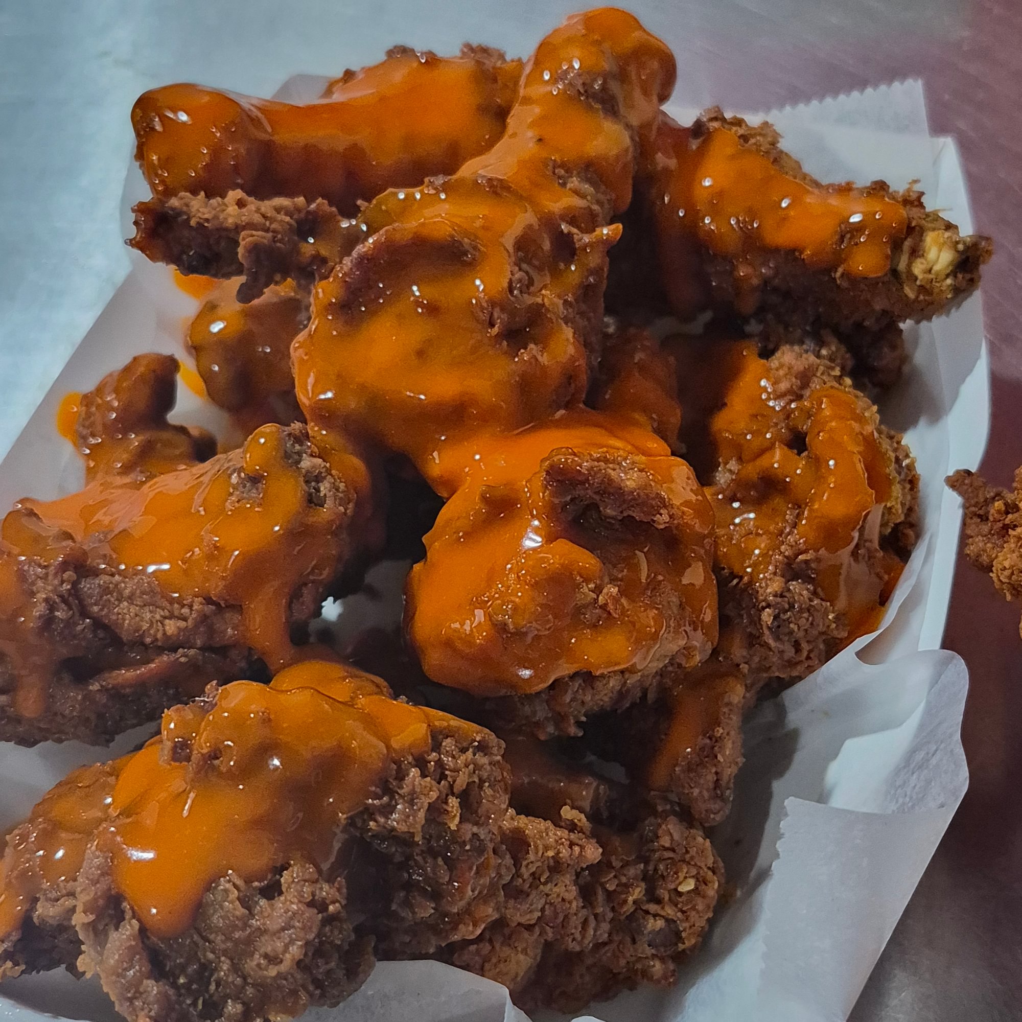 6 Pc Mix (2 Leg, 2 Thighs, 2 Wings)