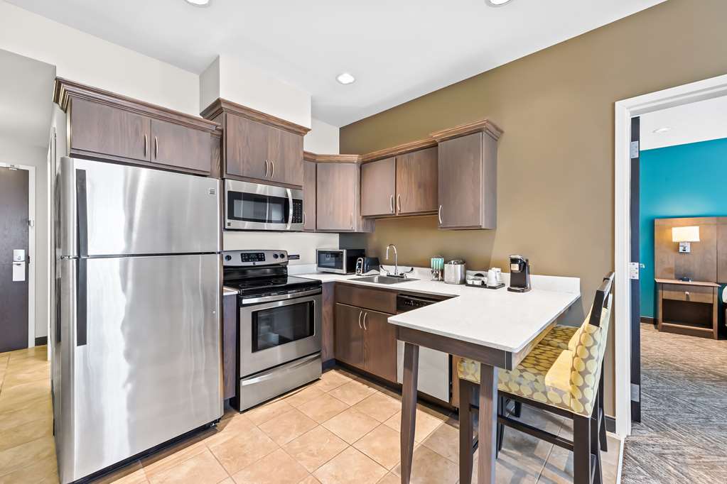 Best Western Plus Bolivar Hotel & Suites Image