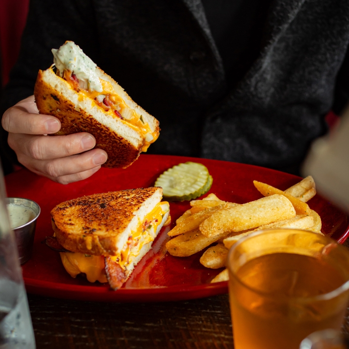 PICKLE & BACON GRILLED CHEESE
