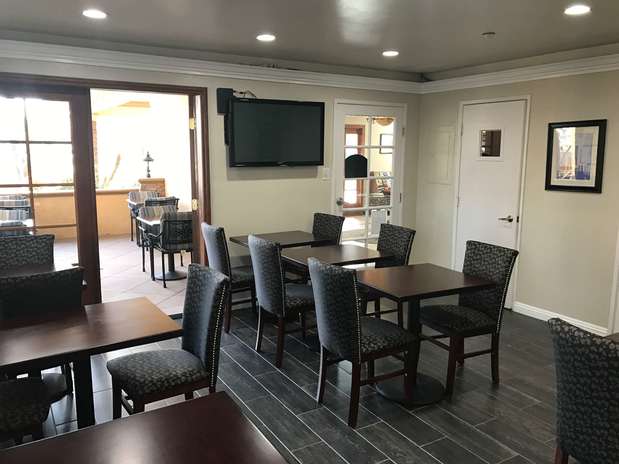 Images SureStay Plus Hotel by Best Western San Bernardino South