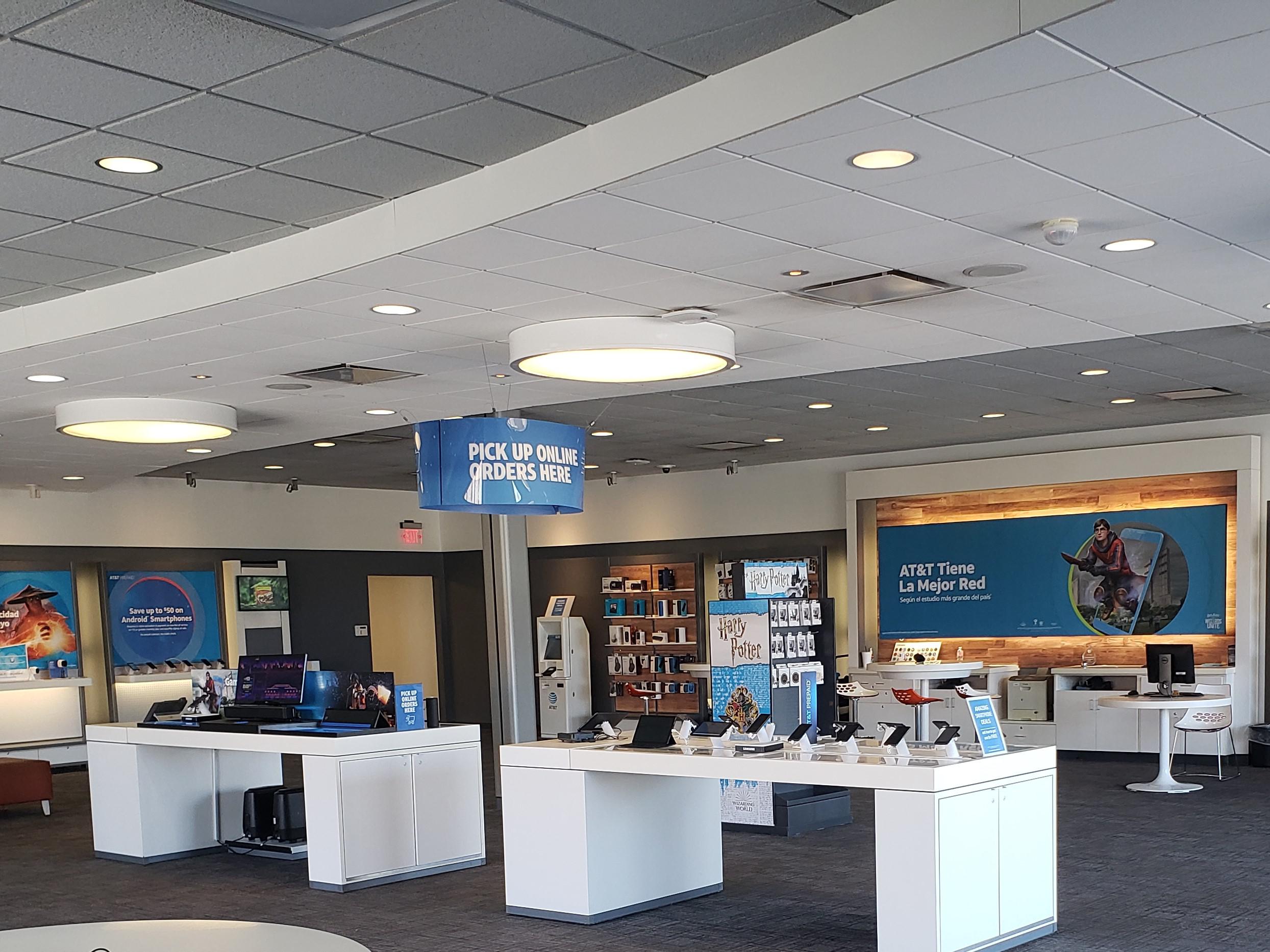 AT&T Store Photo