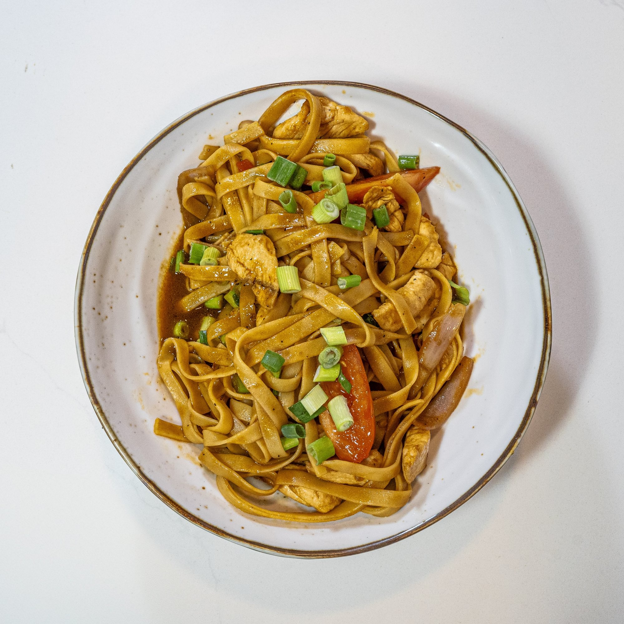 Tallarin Saltado Pollo - Lunch