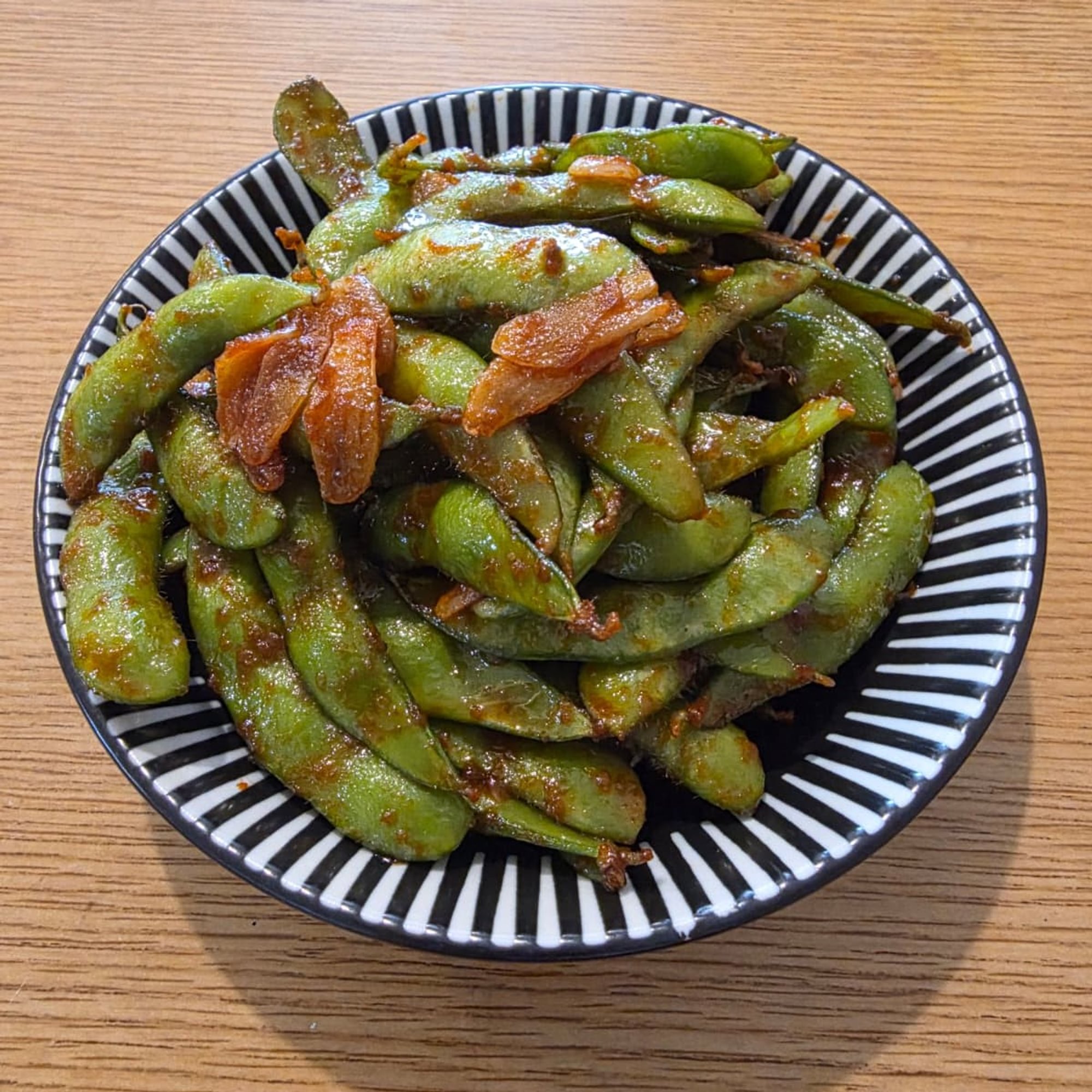 Spicy Garlic Edamame