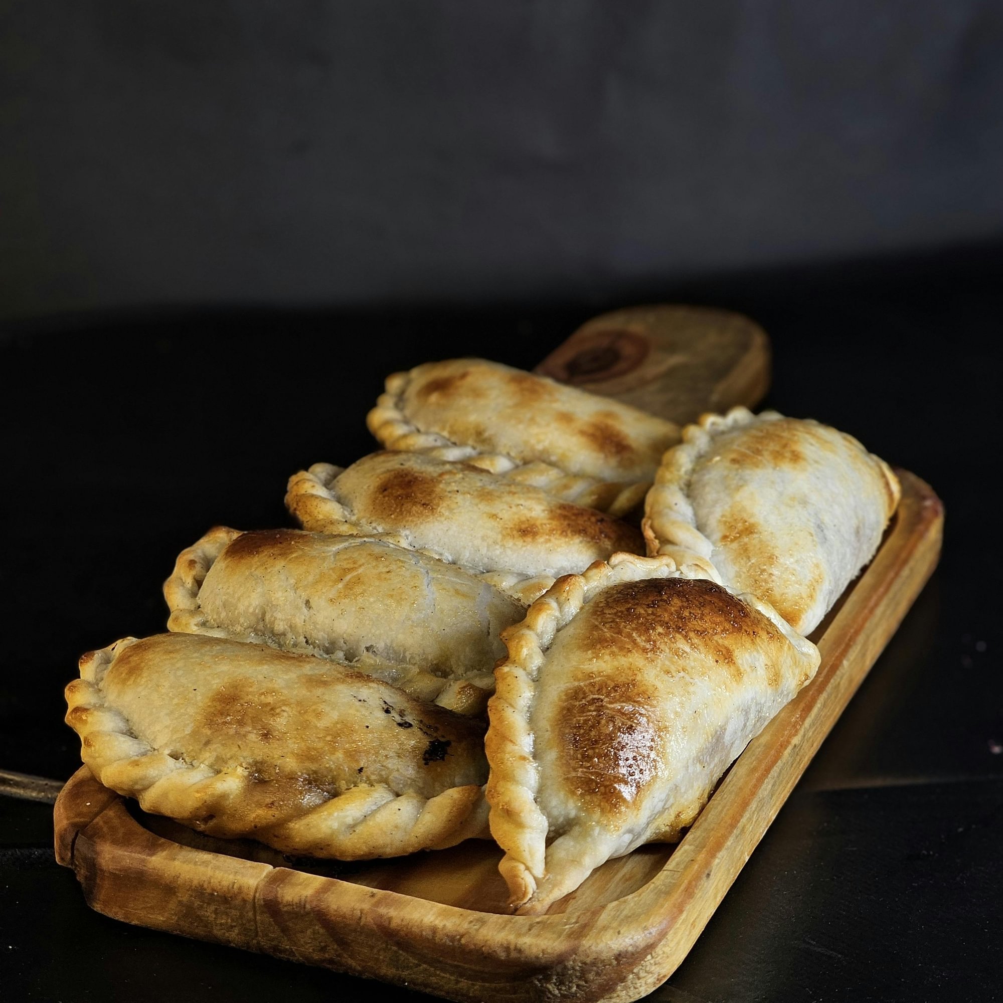 Empanada de Chorizo Colorado