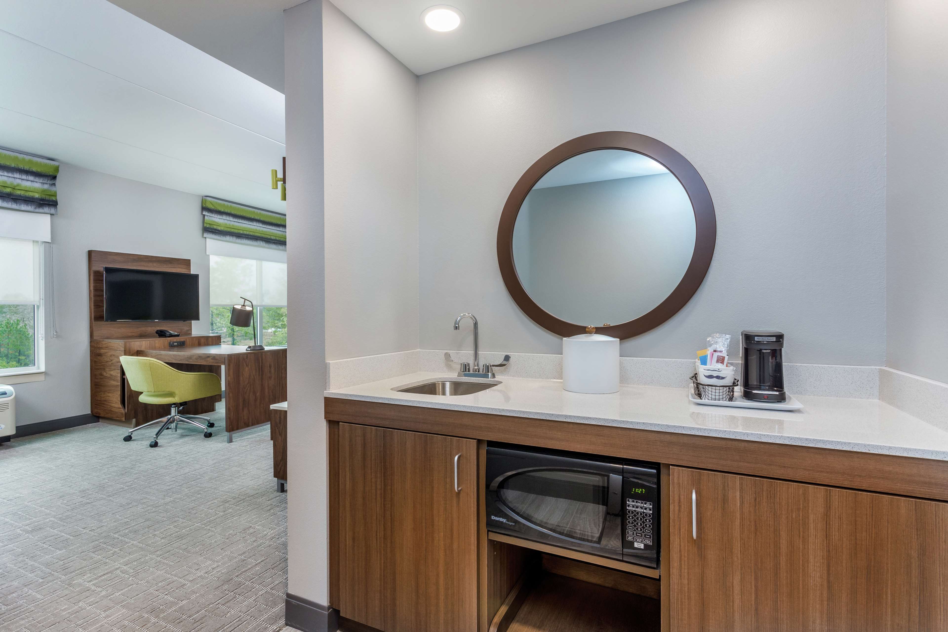 Guest room