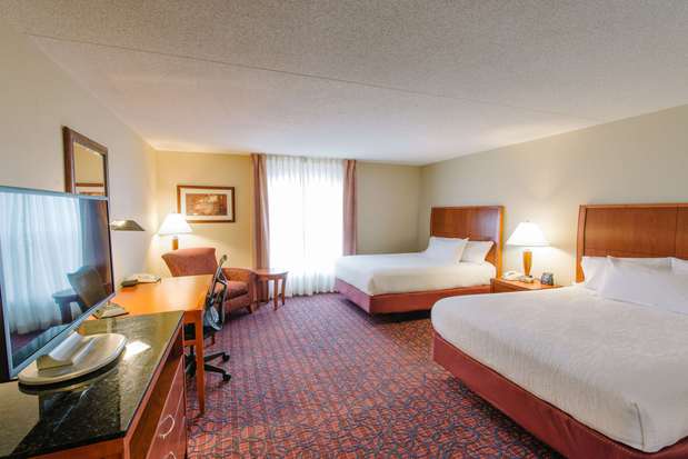Images Hilton Garden Inn Manchester Downtown