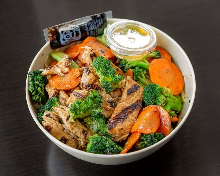 B8. Chicken Stir Fry Noodle Bowl