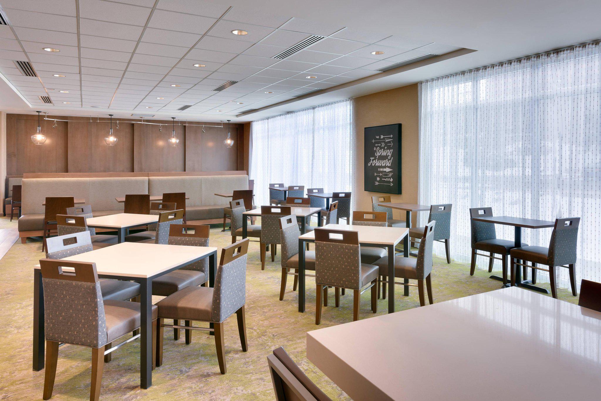 Fairfield Inn & Suites by Marriott Denver West/Federal Center Photo