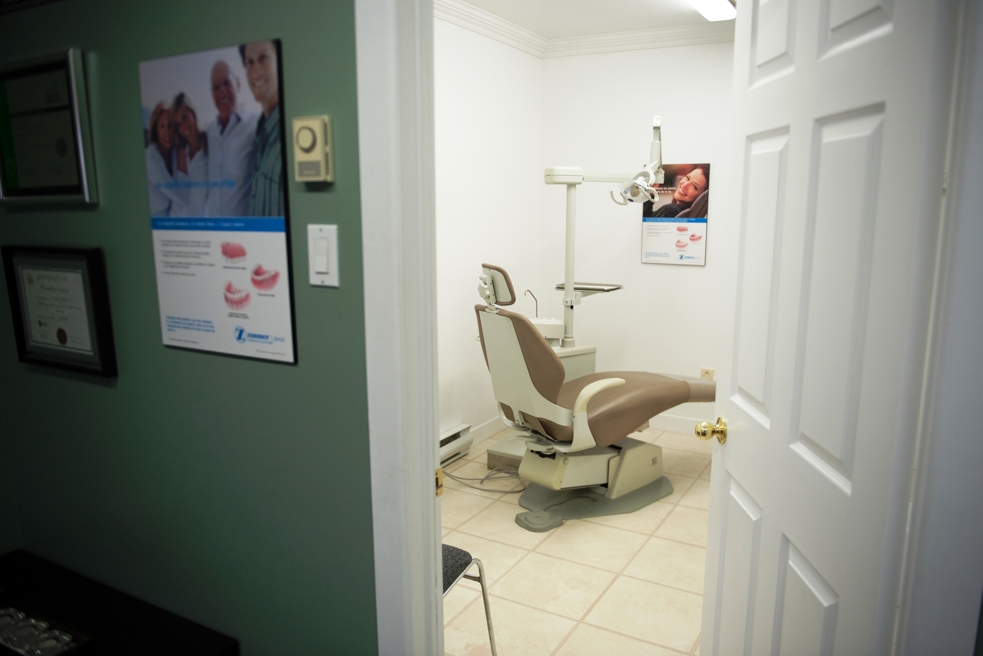 Images Centre de Denturologie Trottier Lambert Inc