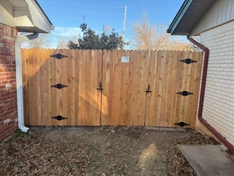 Top Rail Fence Oklahoma City Image