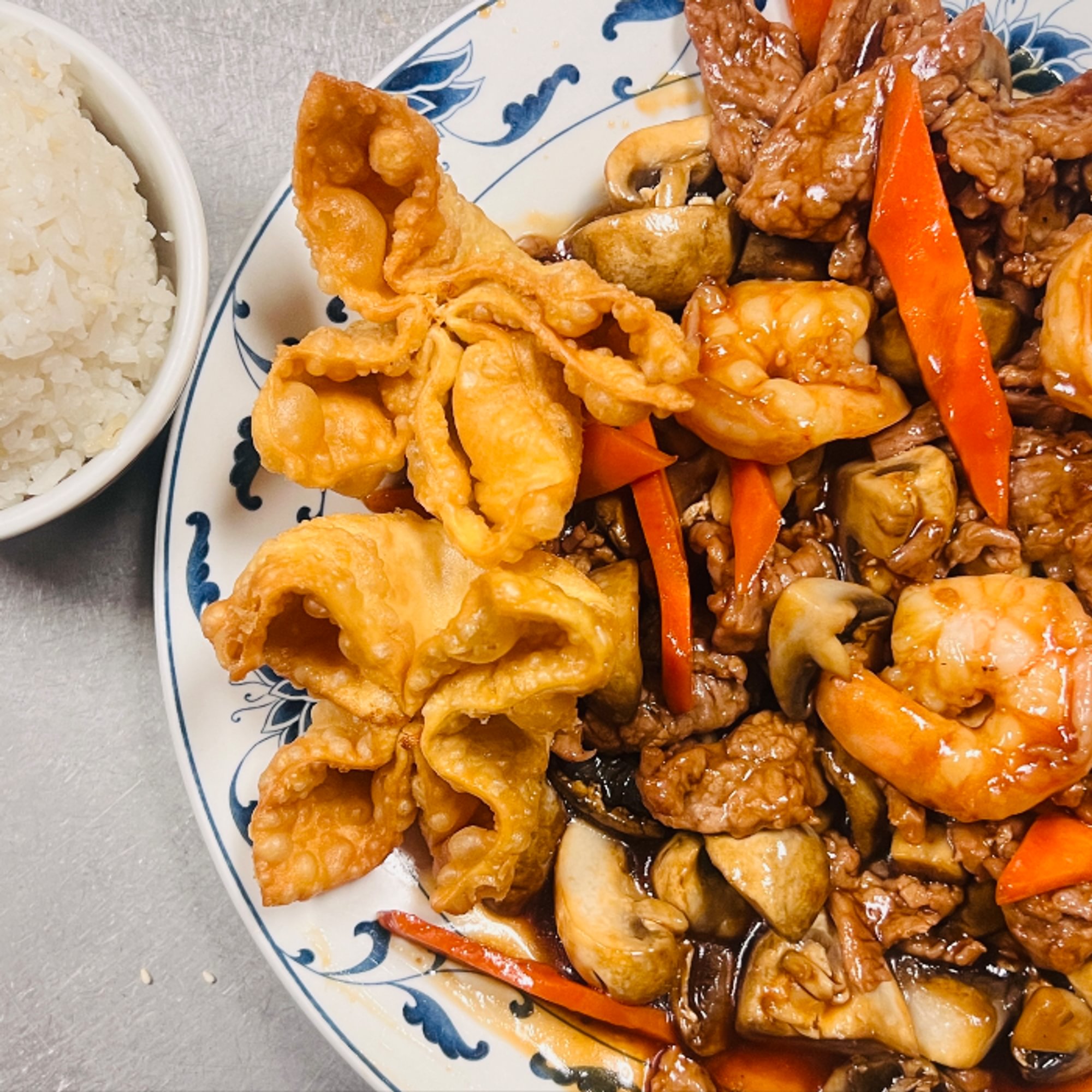 78. Beef and Shrimp with Mushrooms (Dinner Special)