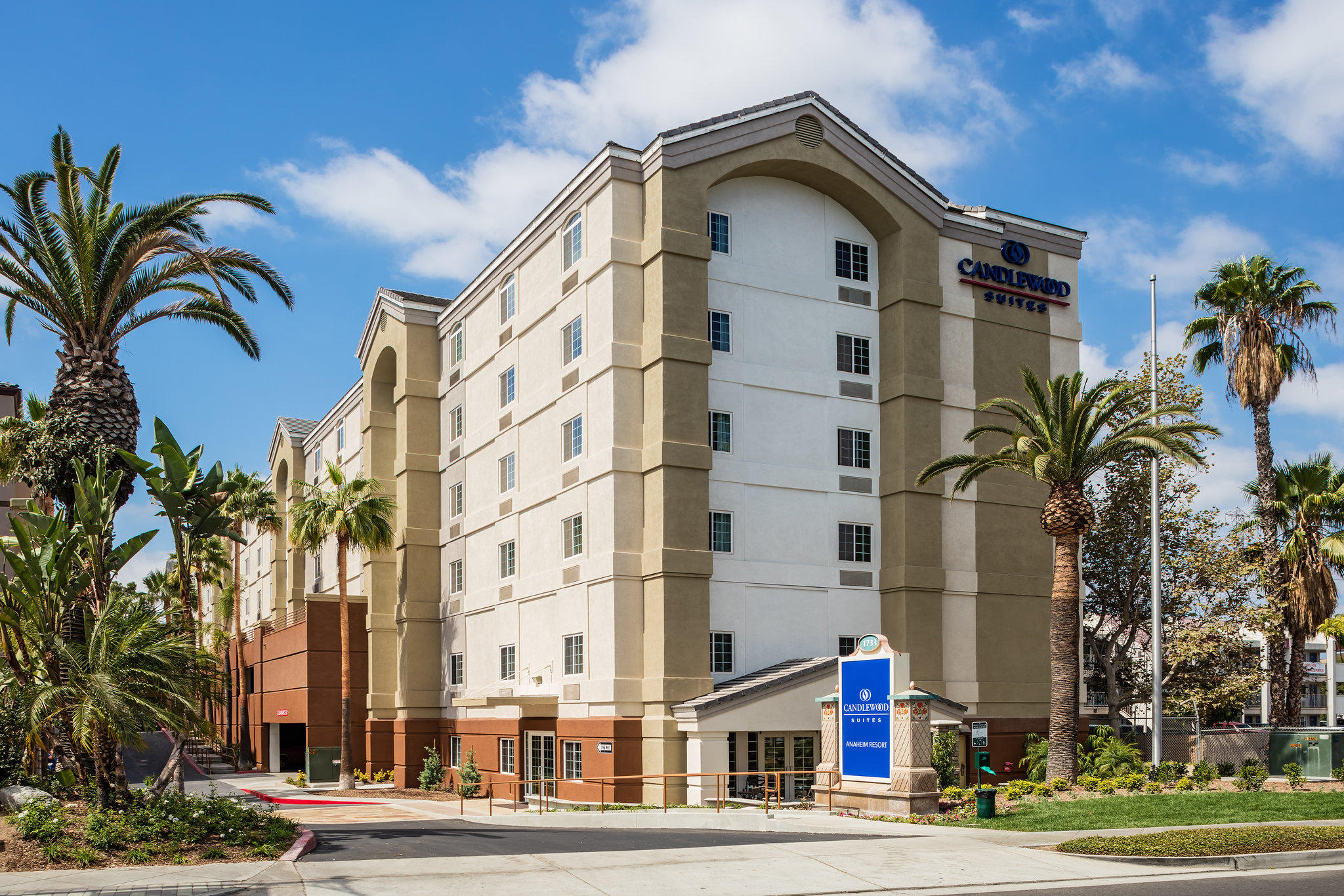 Candlewood Suites Anaheim - Resort Area Photo