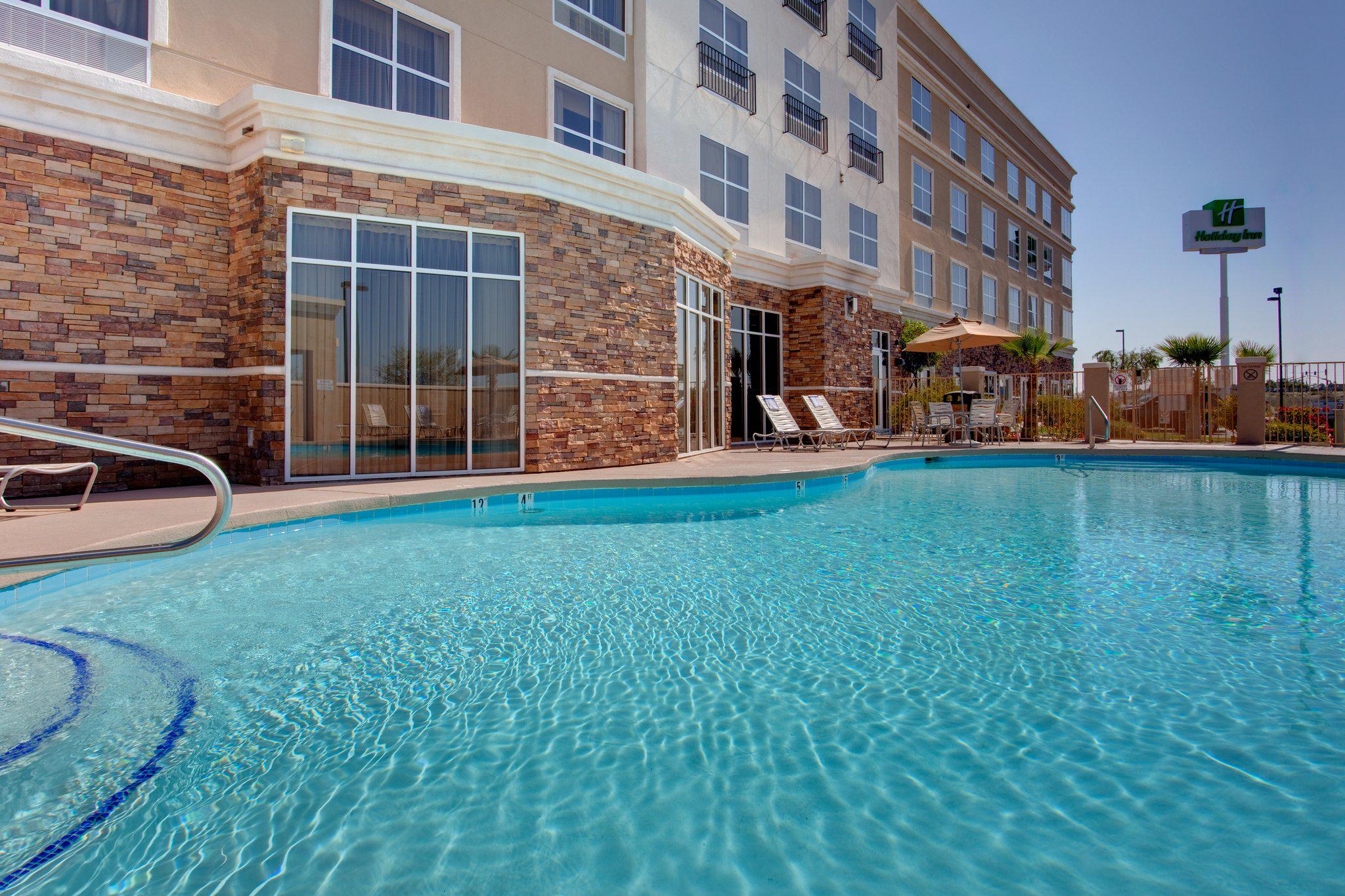 Holiday Inn Yuma Photo