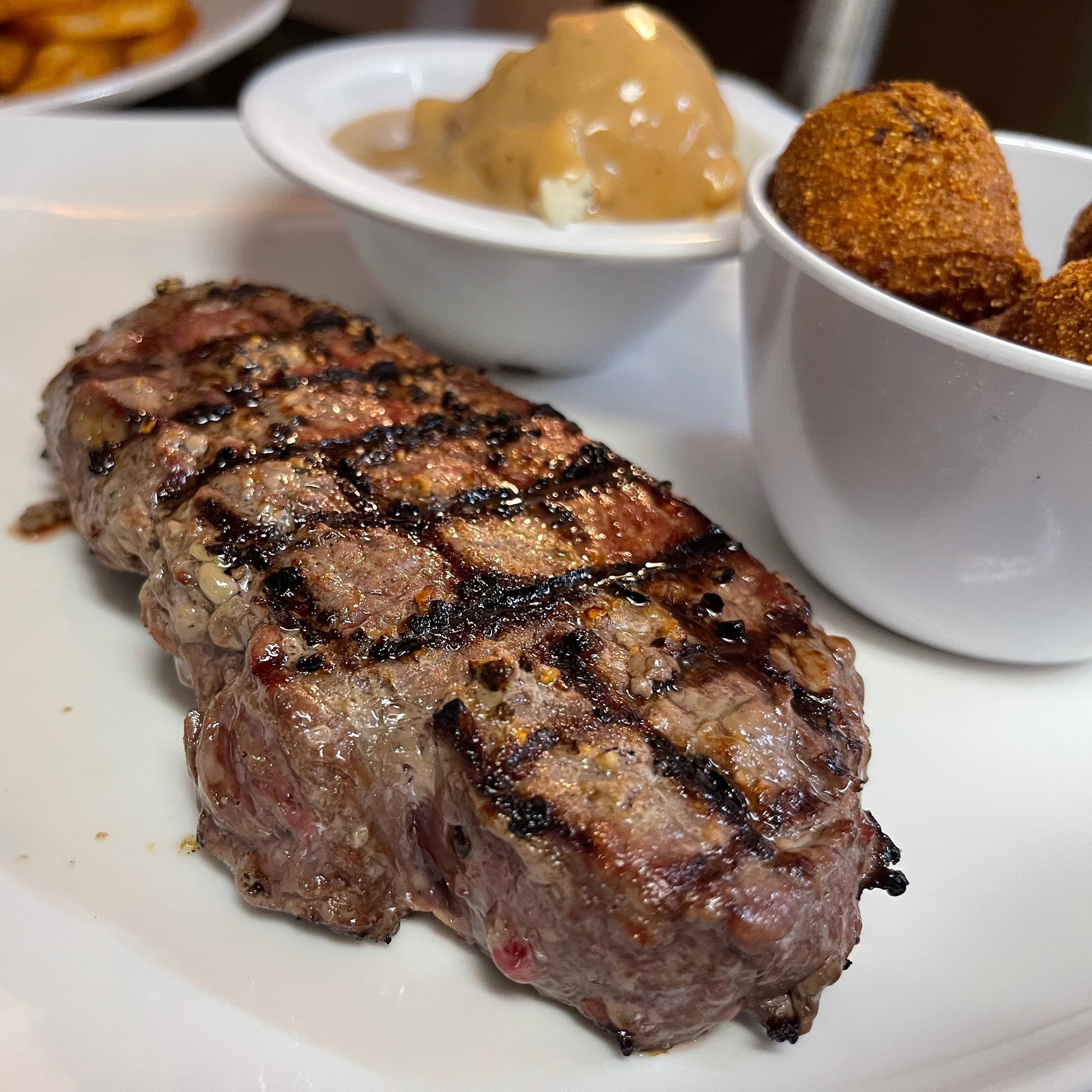 Sirloin (8 oz)