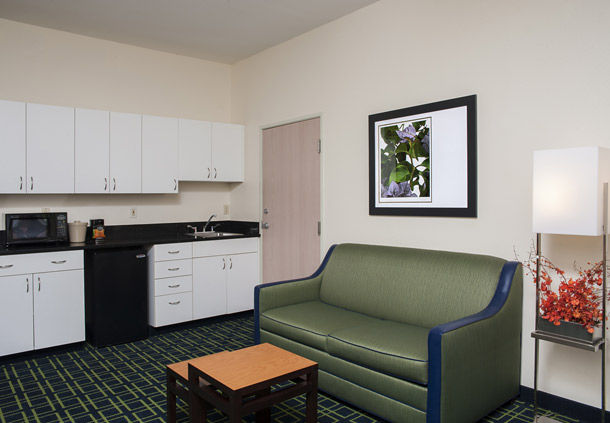 Images Fairfield Inn by Marriott East Lansing