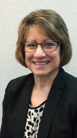 Images Farmers Insurance - Cyndi Philbrook