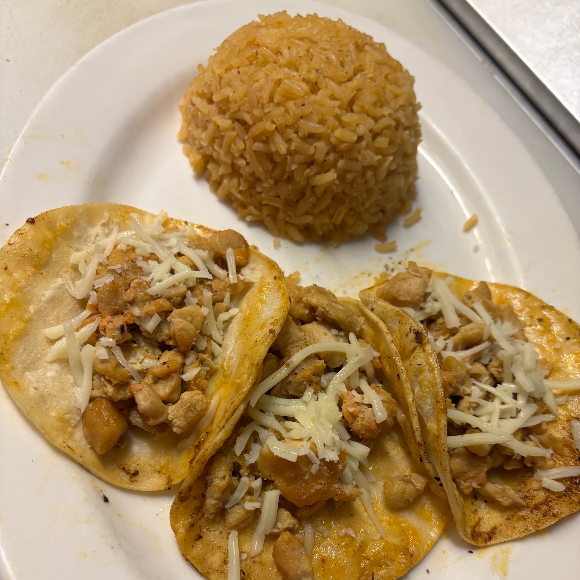 Tres Taquitos
