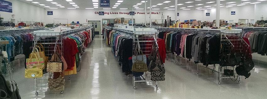 Goodwill Thrift Store & Donation Center – Pearland Plaza Image