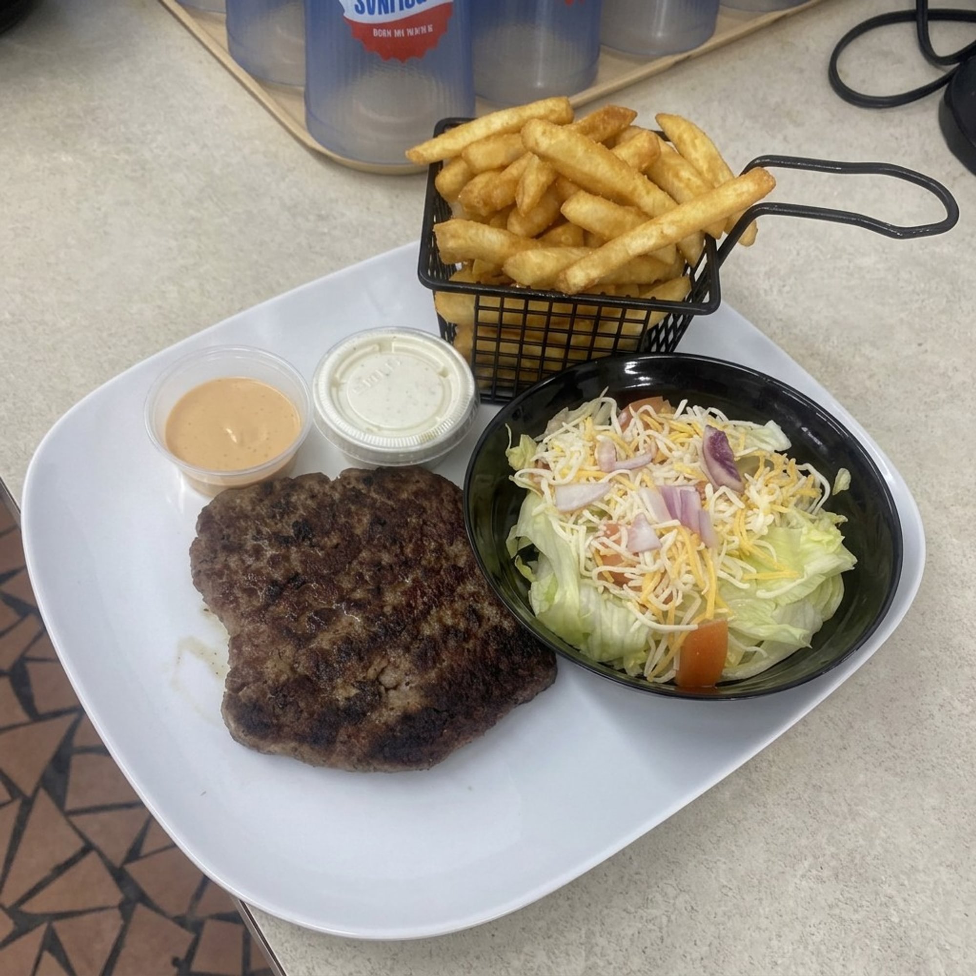 Hamburger Plate with FF & Side Salad