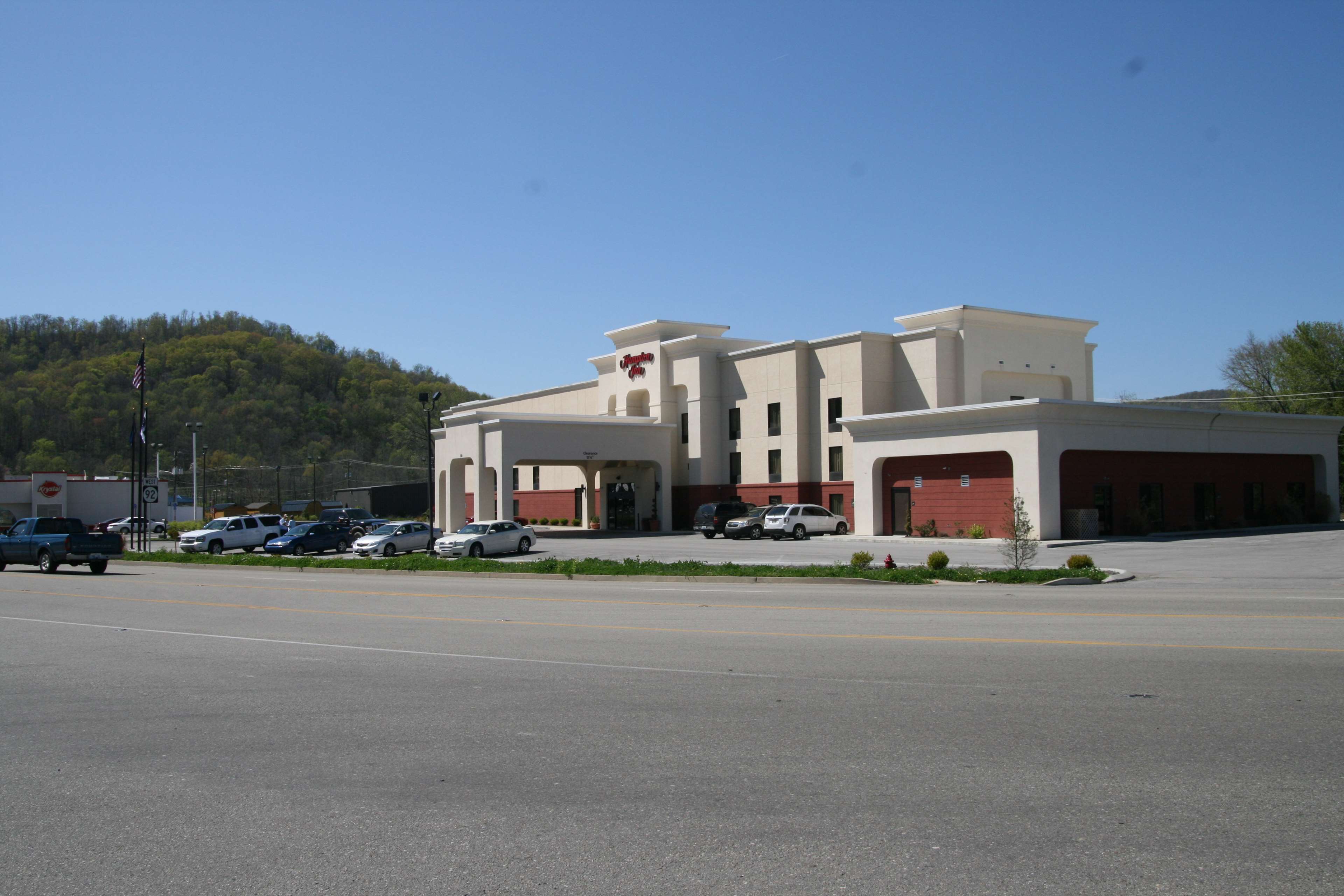 Hampton Inn Williamsburg, 530 Highway 92 W, Williamsburg, KY, Hotels
