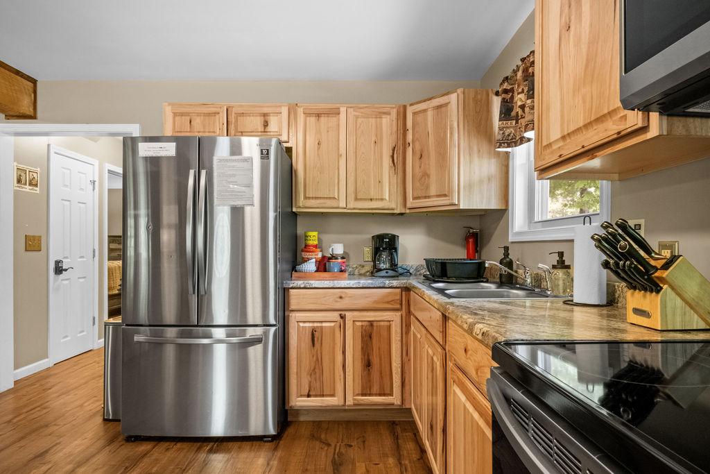 Outlaw Acres Resort Cabin at Hatfield McCoy Trails