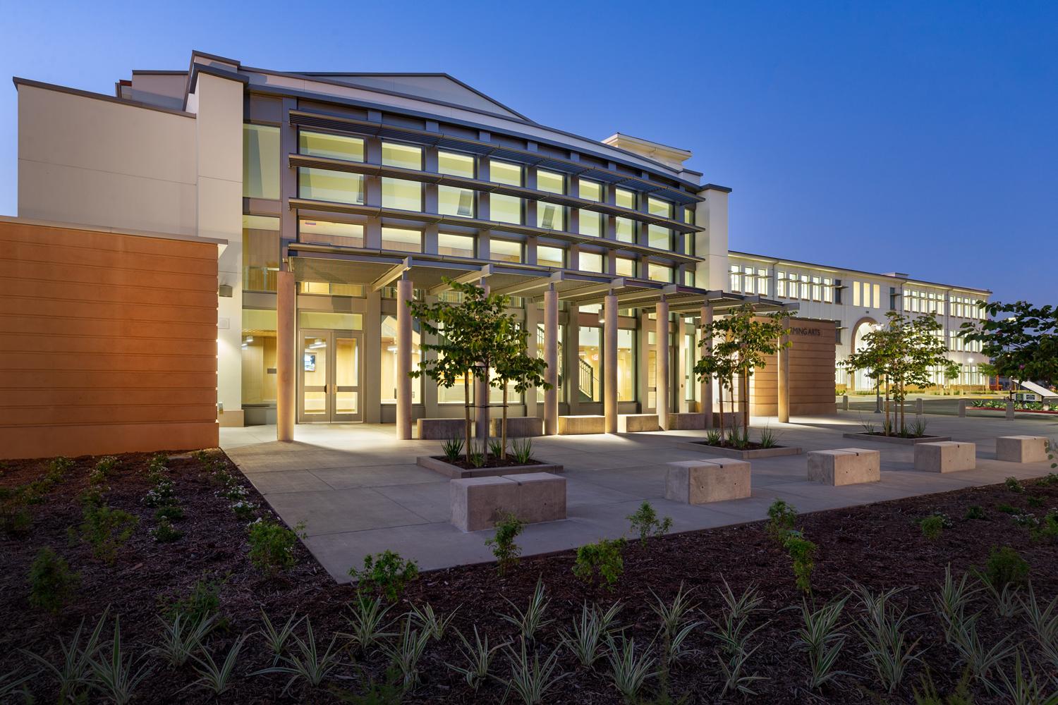 Long Glazing & Doors Inc. Image