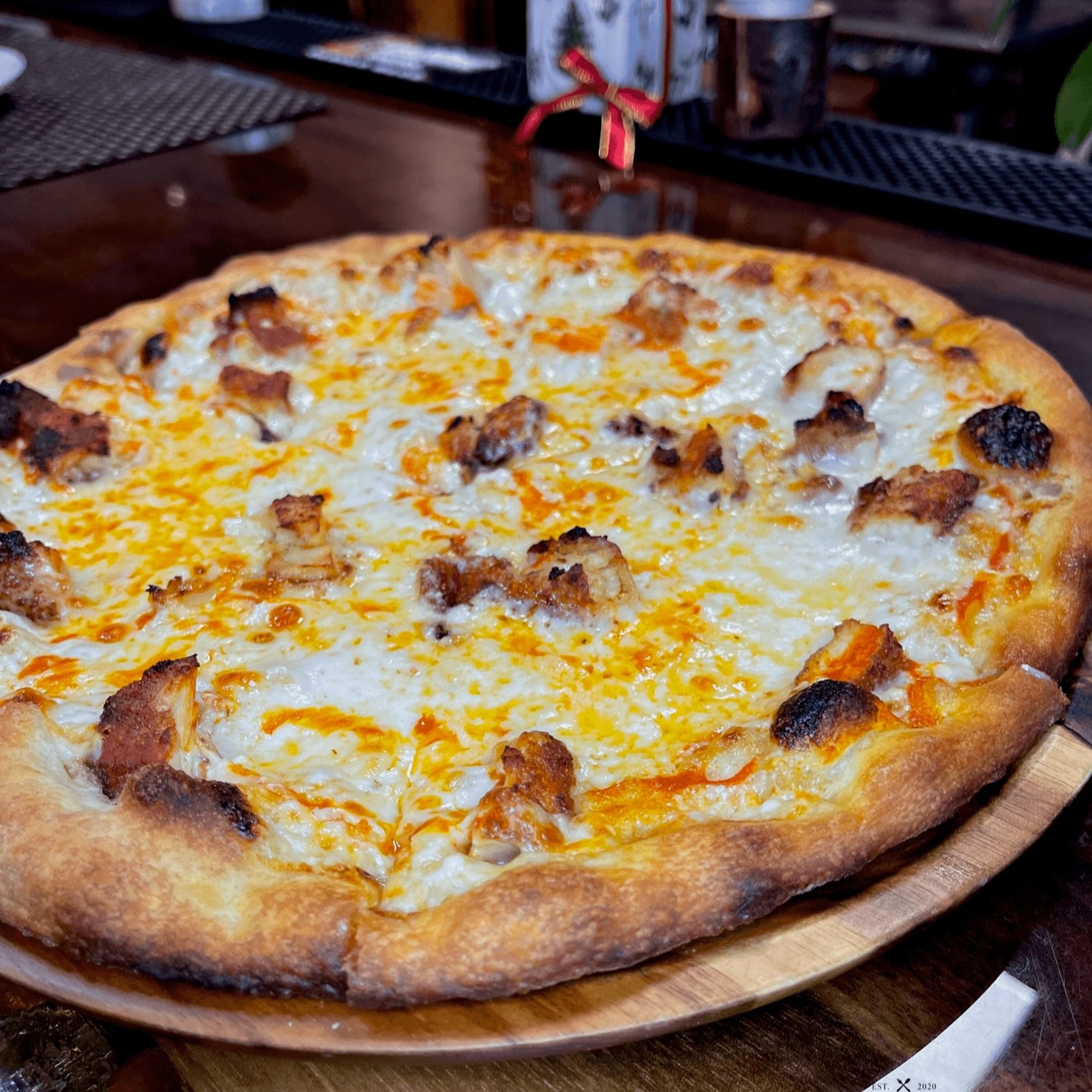 10" GF Cauliflower Buffalo Chicken Pizza