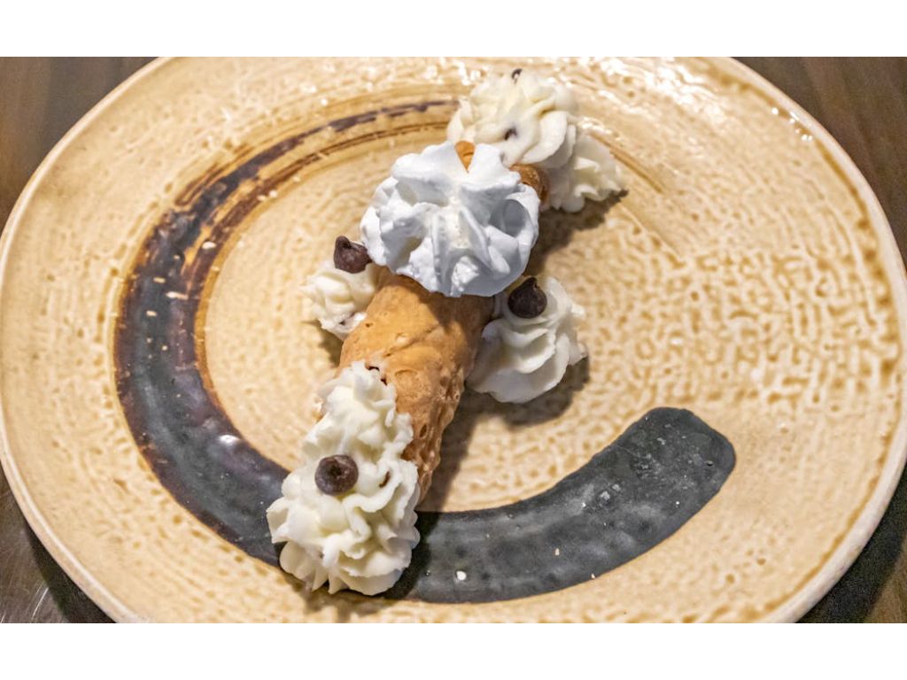 Two Cannolis