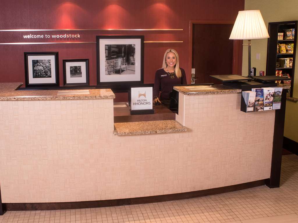 Hampton Inn & Suites Woodstock, VA Image
