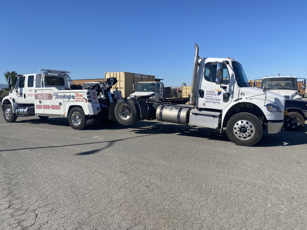 United Towing of Modesto Photo