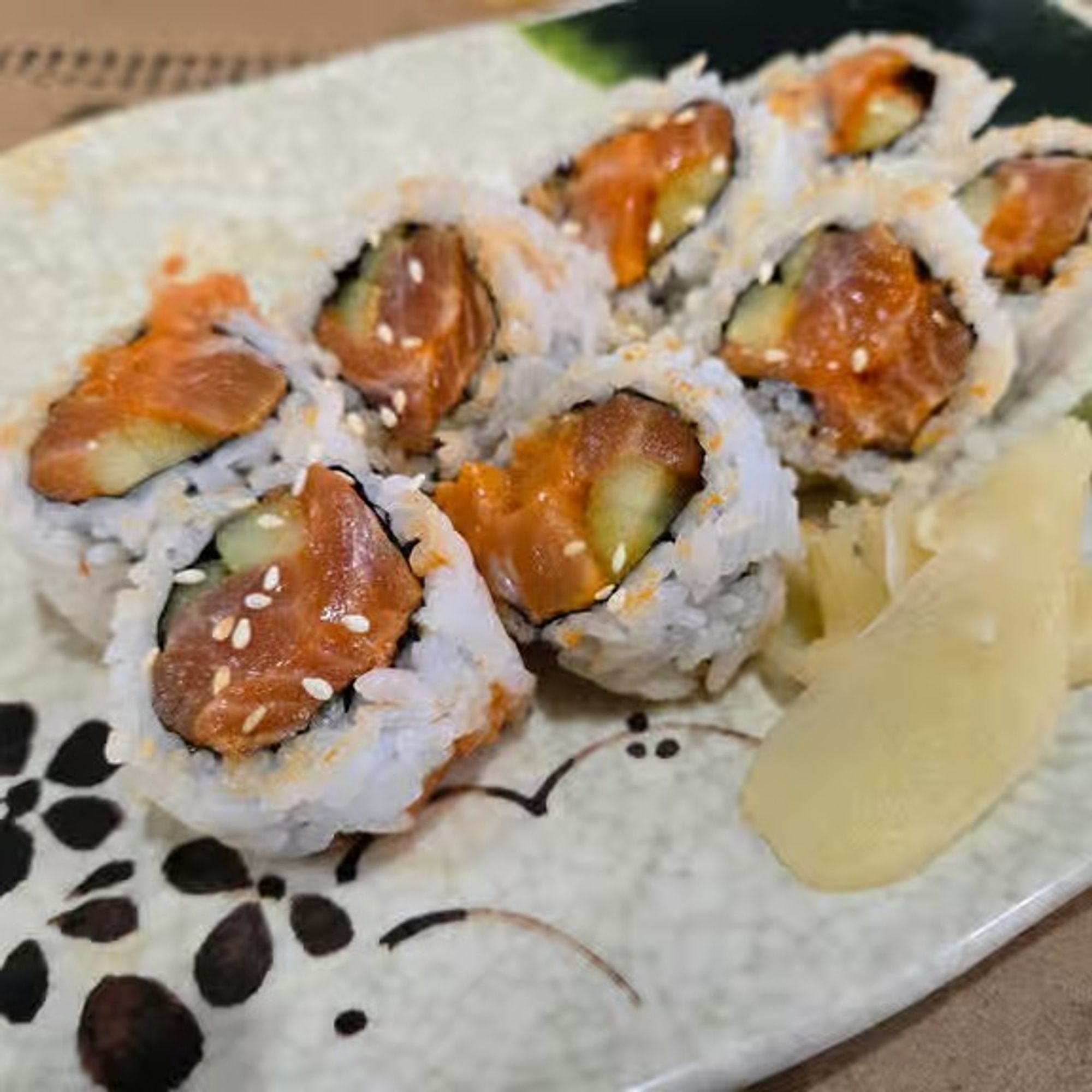 Spicy Salmon Roll