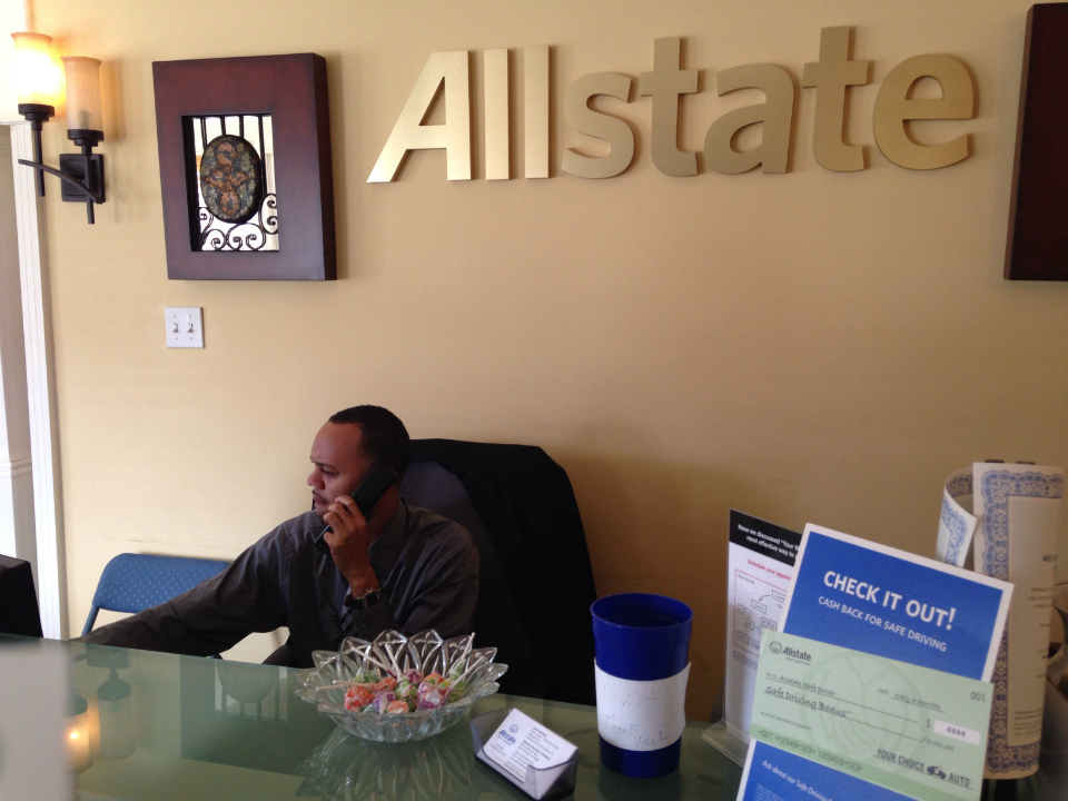 Aldreamia Omar: Allstate Insurance Photo
