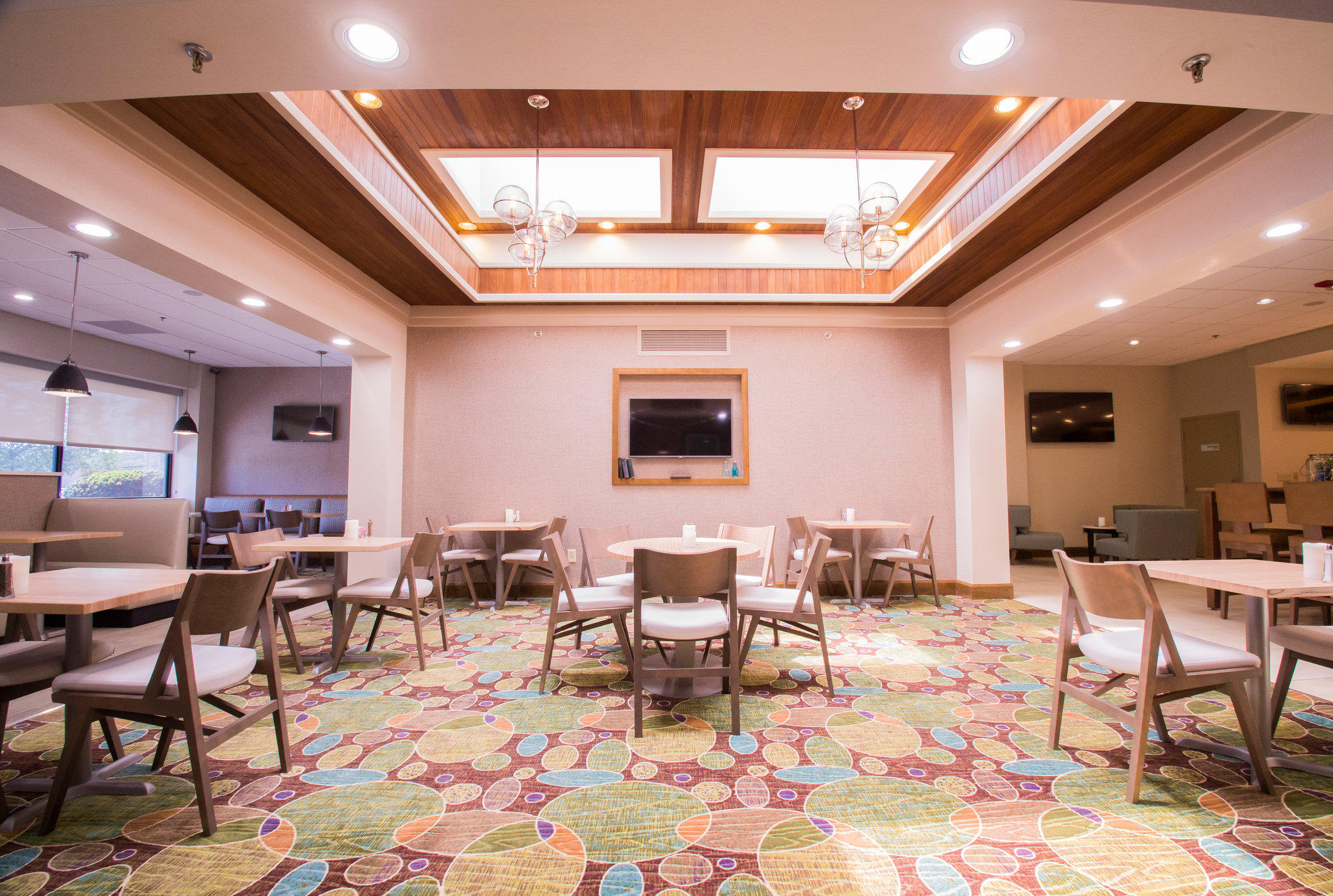Holiday Inn Greenville by IHG Image
