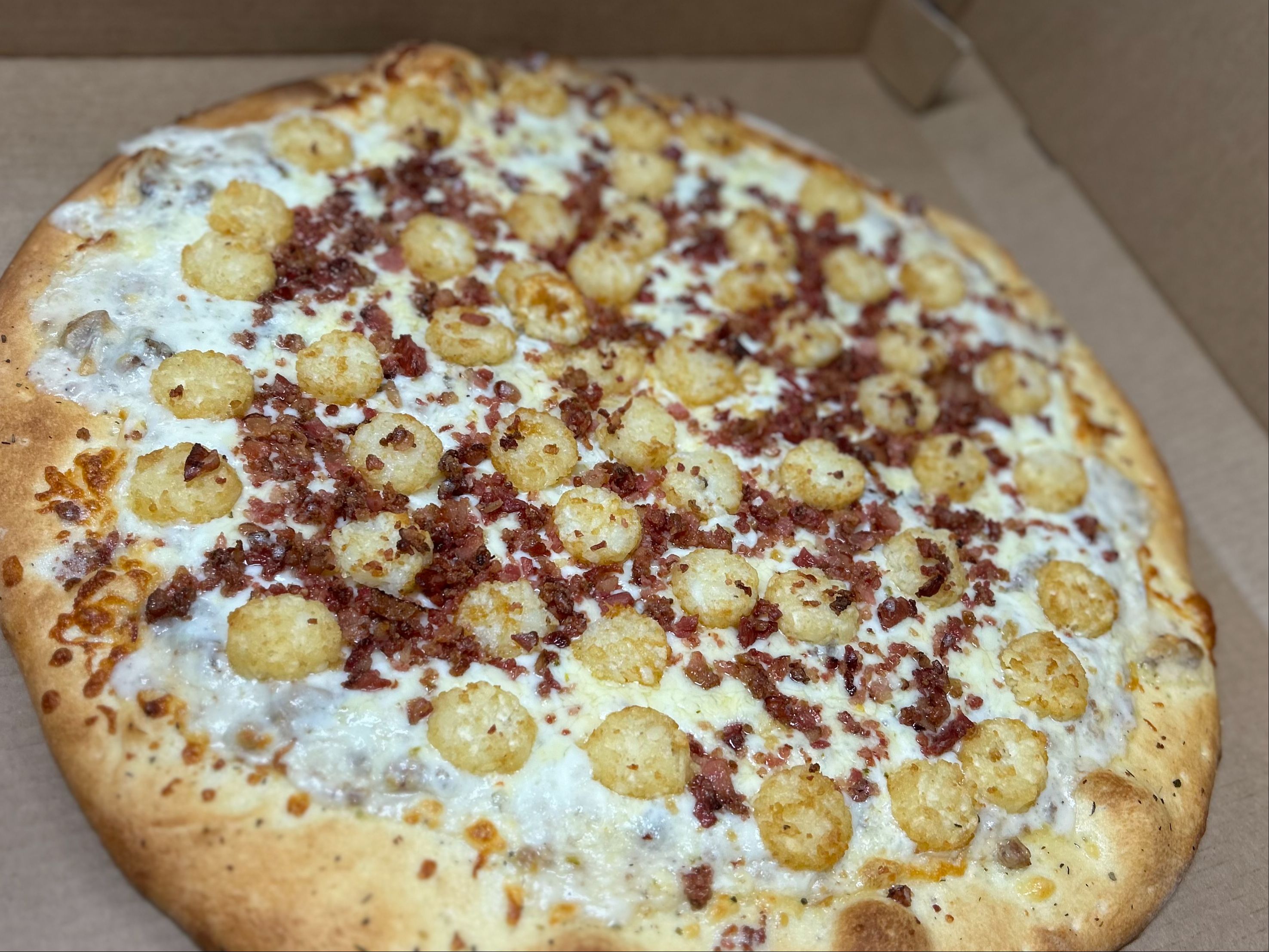 Quick Auto Tater Tot Pizza