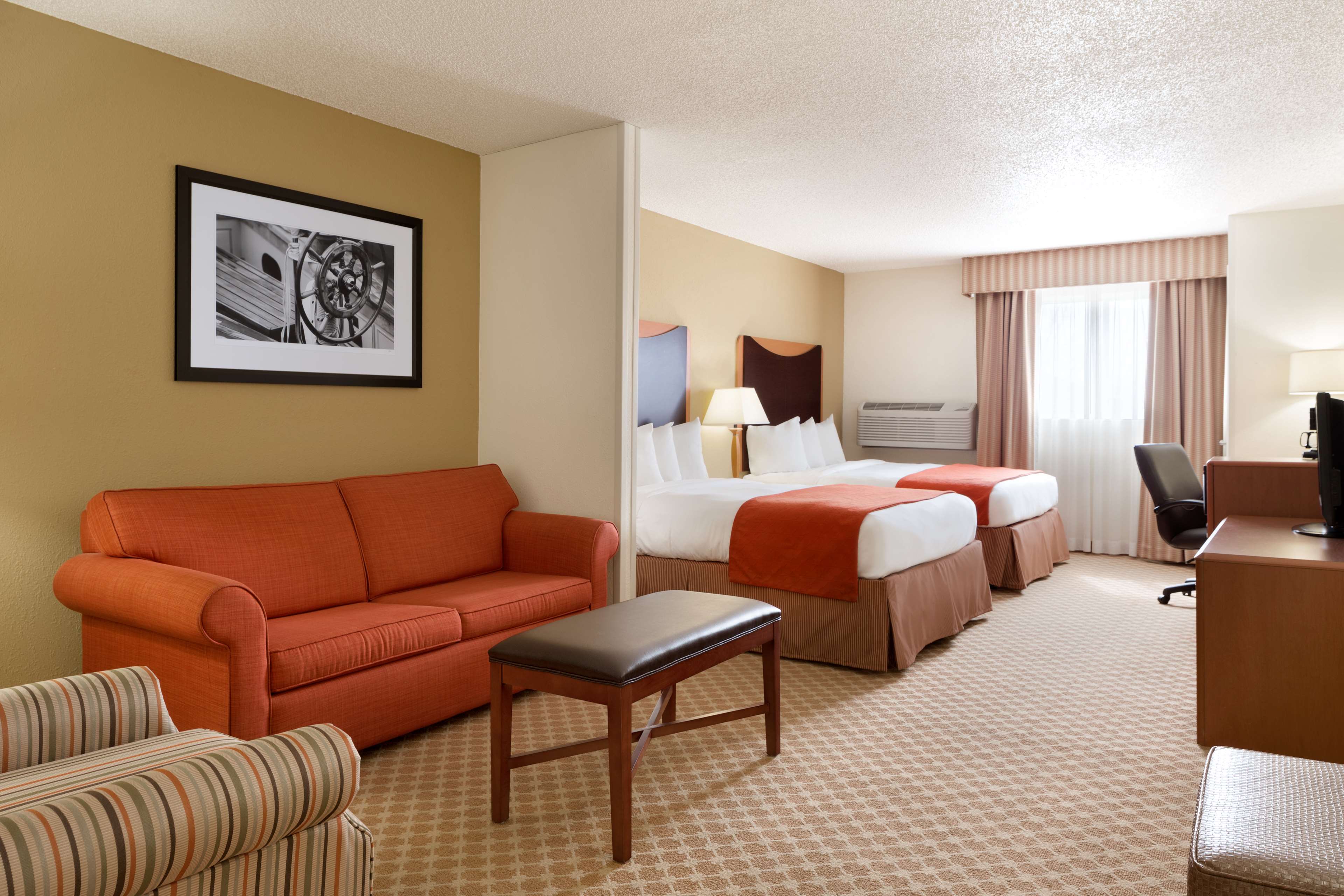 Country Inn & Suites by Radisson, Port Clinton, OH Photo