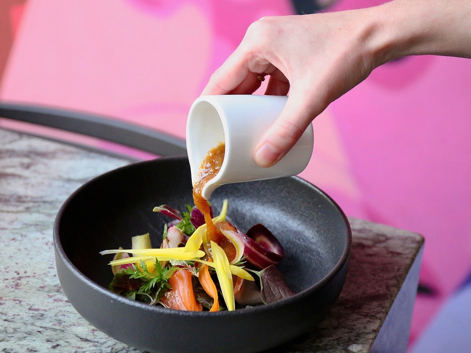 MOMOTARO SALAD
