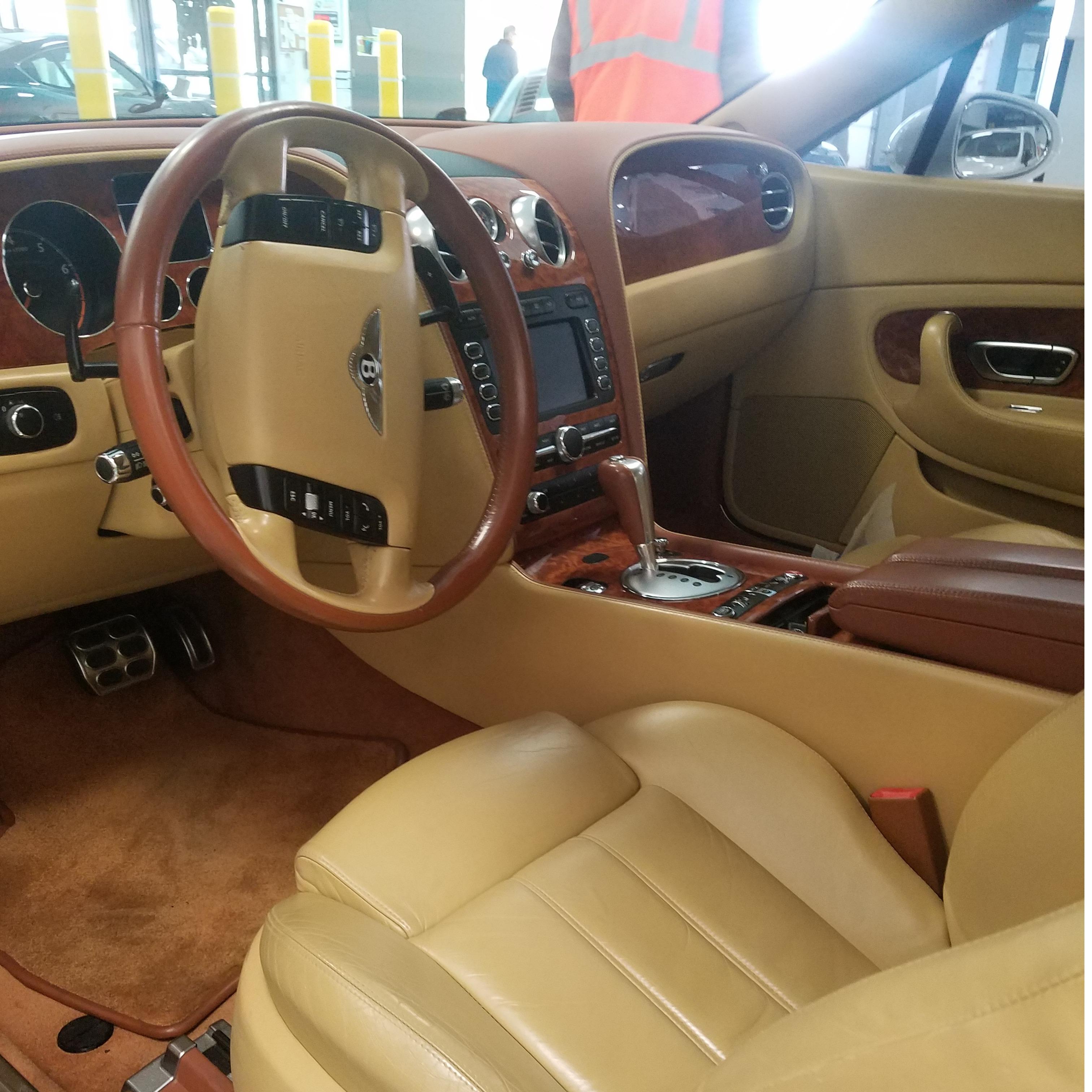 LGous Auto Sale Logo