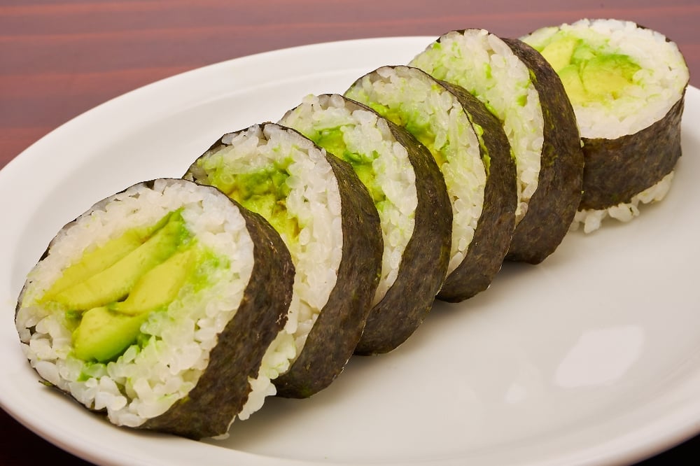 Avocado Roll (6 PCS)