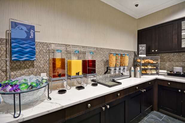 Images Homewood Suites by Hilton Warren Detroit