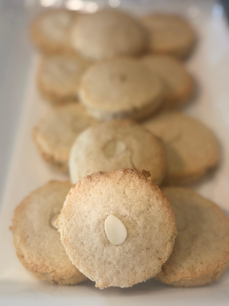 GF Almond Cookie