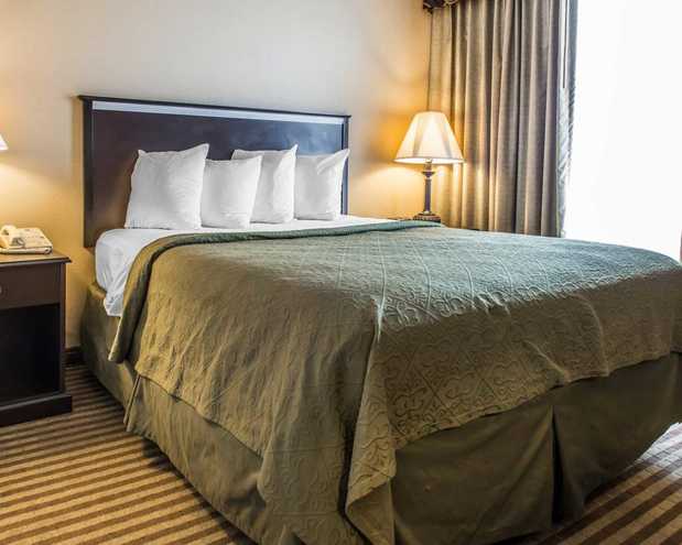 Images Quality Inn & Suites
