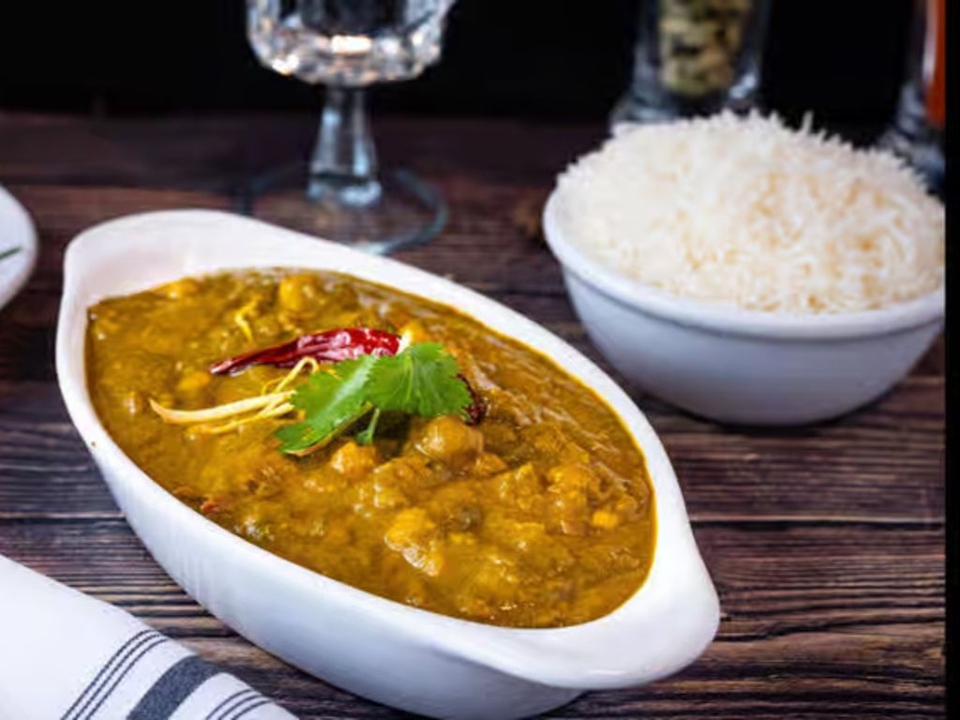 CHICKEN GONGURA CURRY