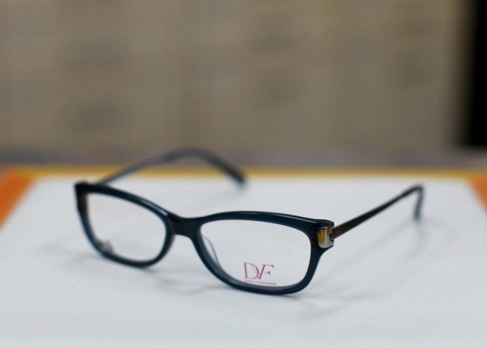 College Place Optical Center Inc Coupons near me in ...