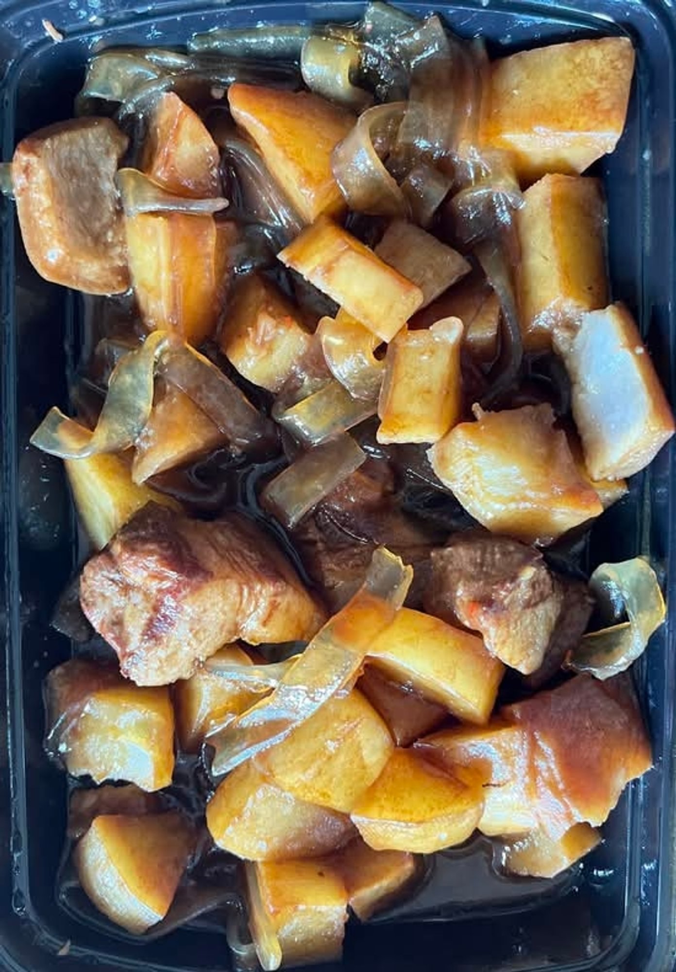 Mandarin Pork Belly with Potato & Glass Noodle / 土豆粉条红烧肉