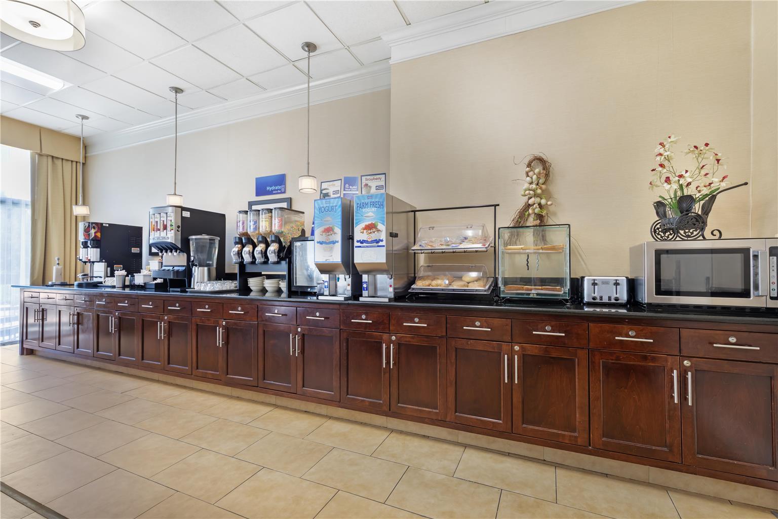 Best Western Capital Beltway Washington DC Image