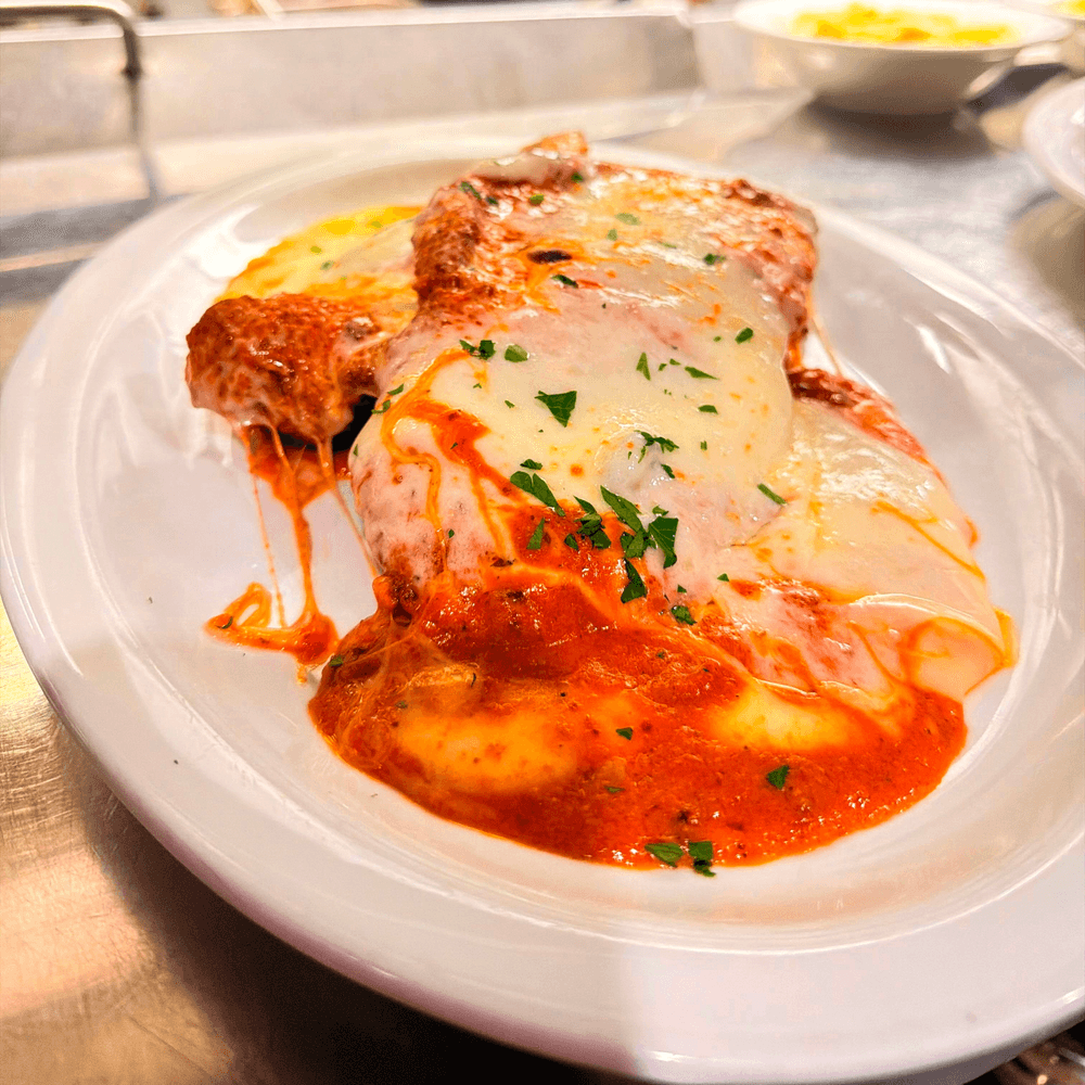 Chicken Parmigiana Deluca's