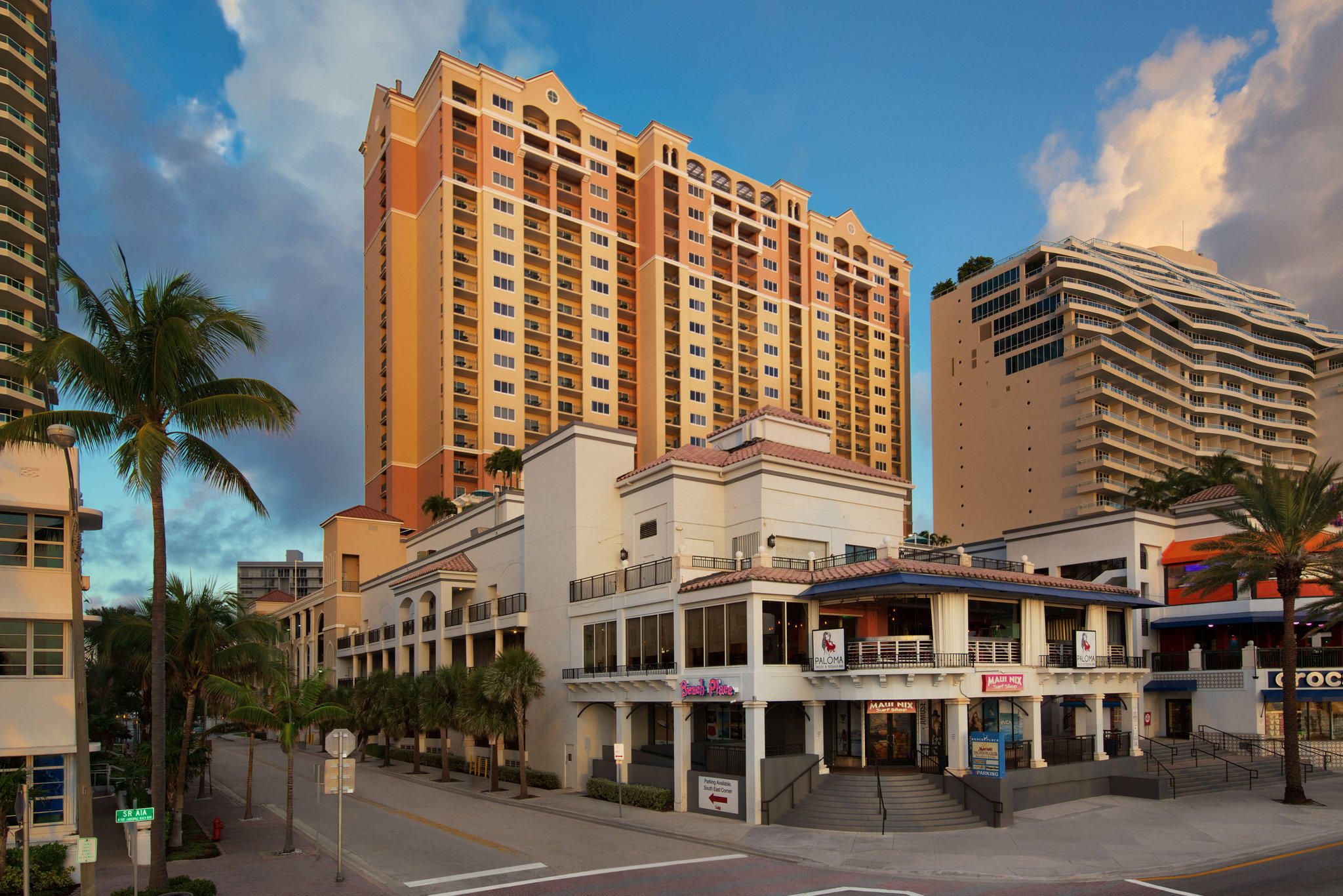 Marriott's BeachPlace Towers Photo