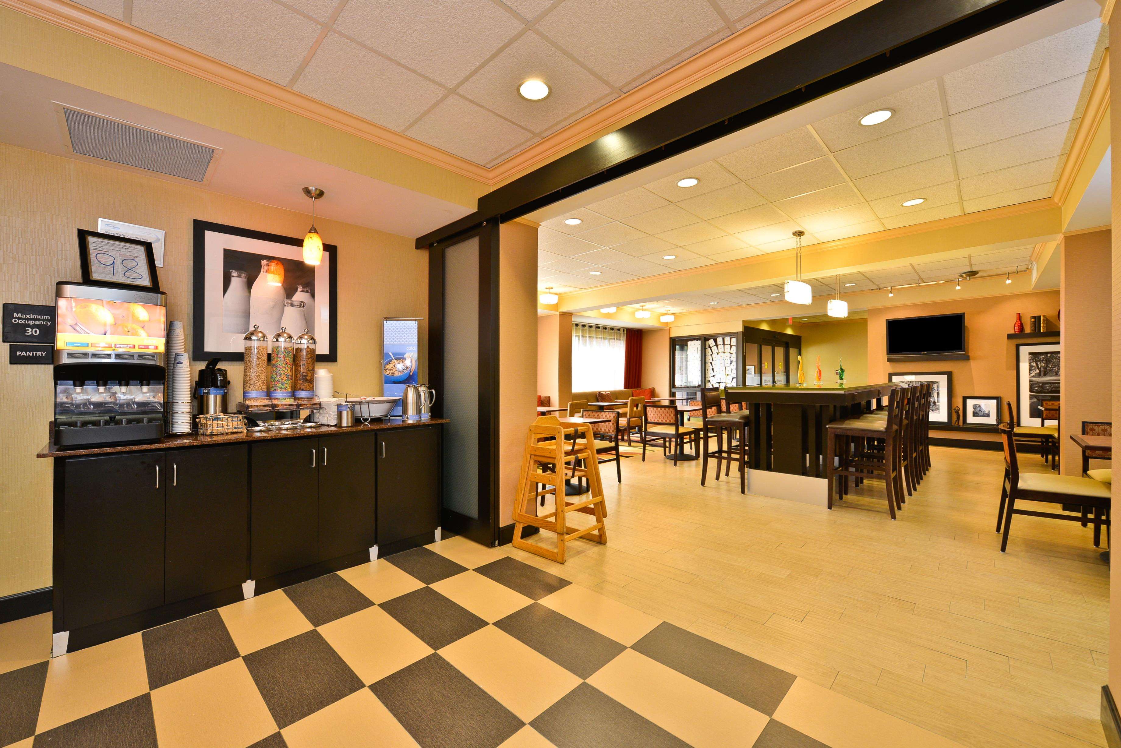 Hampton Inn Greenville Photo