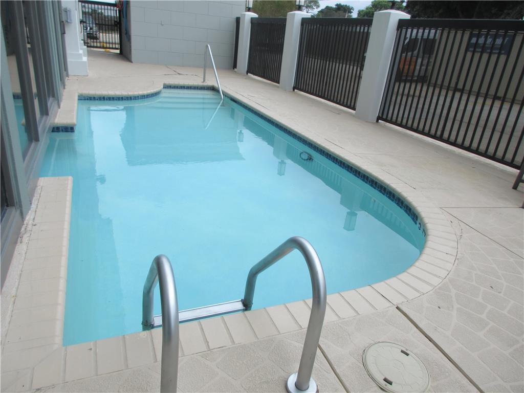 Best Western Kenner Image